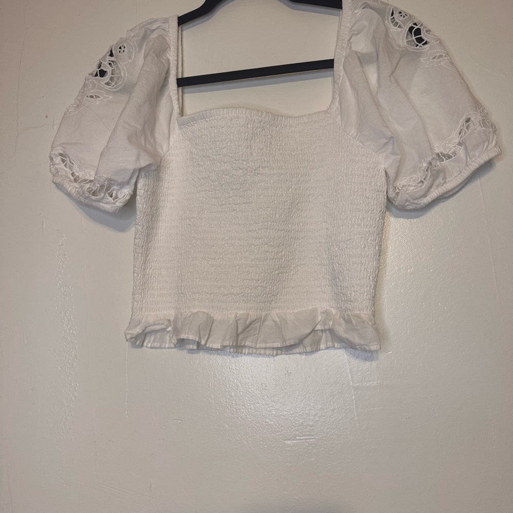 American Eagle Outfitters White Puff Sleeve Blouse